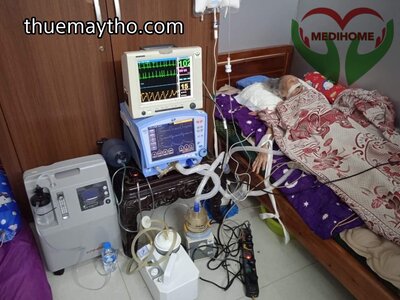 Bệnh nhân đột quỵ thở máy tại nhà